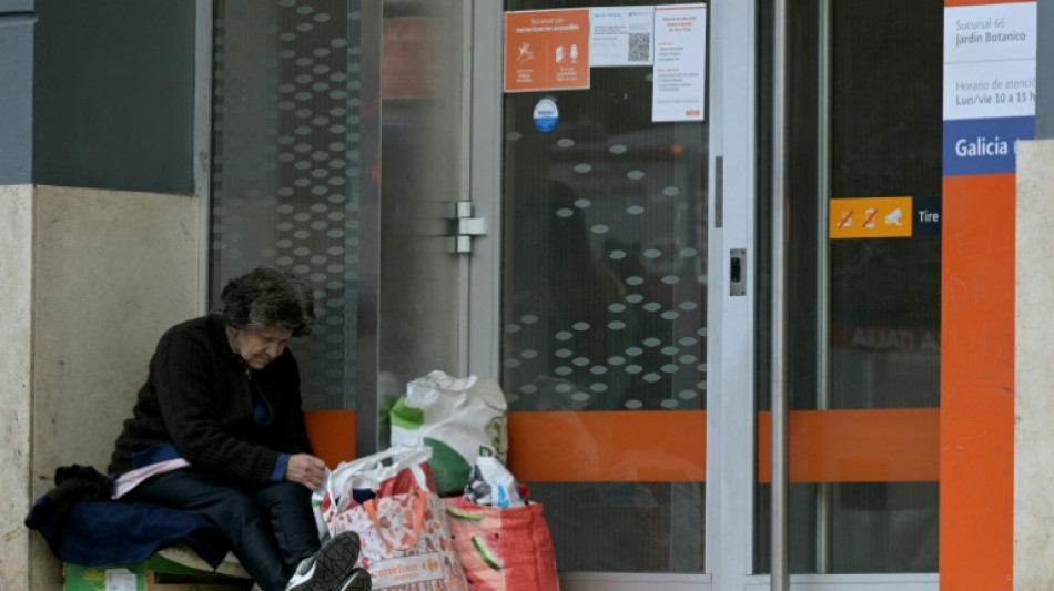Falling inflation drives down poverty in Argentina: statistics agency