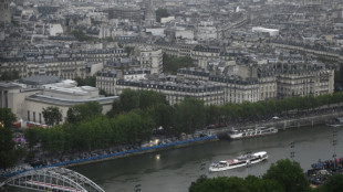 JO-2024/Seine: premier entra&icirc;nement de triathlon annul&eacute; car l'eau est pollu&eacute;e