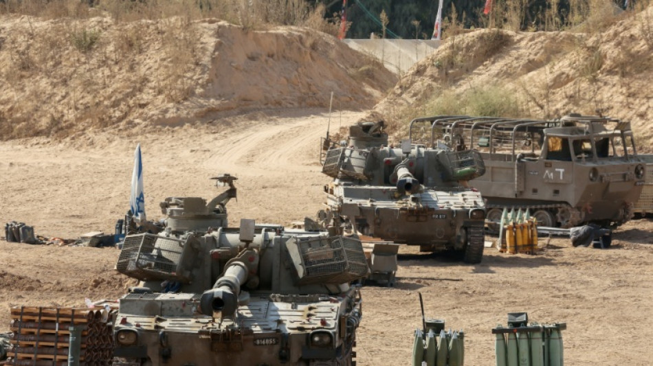 Los palestinos huyen en masa de Ciudad de Gaza, blanco de una ofensiva israelí