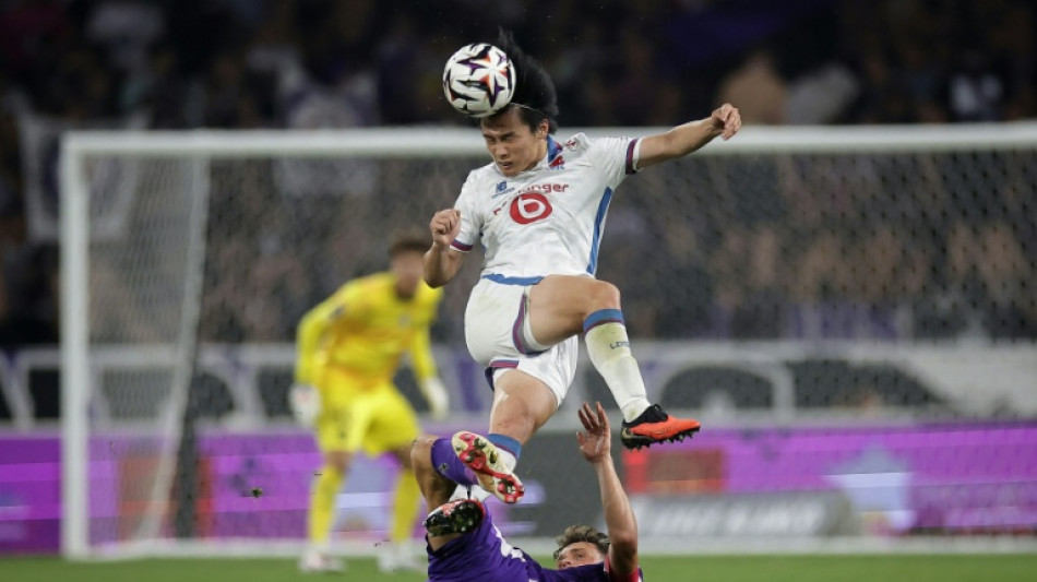 Japan's Ueda fires Lille top of Ligue 1 on debut