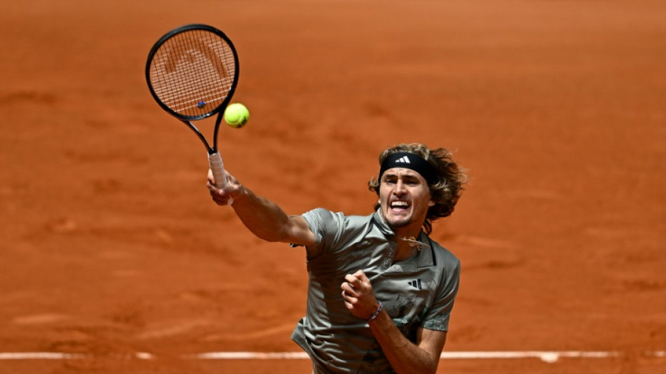 Zverev acompa&ntilde;a a Kachanov y Rublev a octavos en Madrid