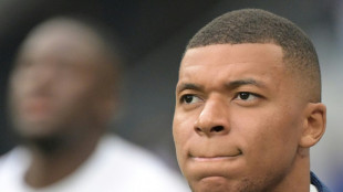 Ligue 1: Mbapp&eacute;-PSG, un bras de fer &agrave; distance 