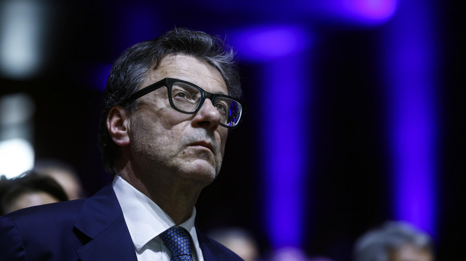 Giorgetti, da rating benefici a banche, partecipino a sforzo