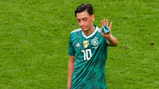 Mesut &Ouml;zil anuncia su retirada