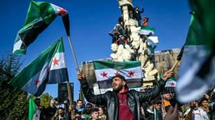 Freudenfeiern nach dem Assad-Sturz in mehreren syrischen St&auml;dten