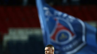 Foot: Kylian Mbapp&eacute; r&eacute;int&eacute;gr&eacute; &agrave; l'&eacute;quipe premi&egrave;re du PSG (club) 