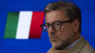 Giorgetti, 'quando un Paese perde il controllo del debito subisce'