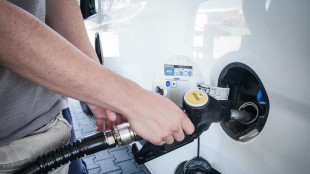 Ancora giù prezzi dei carburanti, verde al self a 1,697 euro