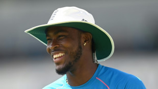 Archer released by IPL's Mumbai ahead of auction