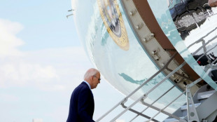 Positif au Covid-19, Biden dit aller "bien" mais les inqui&eacute;tudes persistent