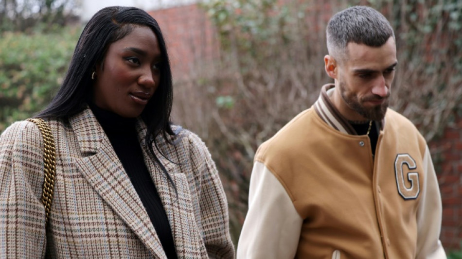 Aya Nakamura condamn&eacute;e &agrave; 10.000 euros d'amende pour violences r&eacute;ciproques, son ex-conjoint &agrave; 5.000