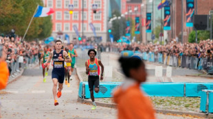 El eritreo Seare campe&oacute;n del mundo de 5 km por delante de Ingebrigtsen