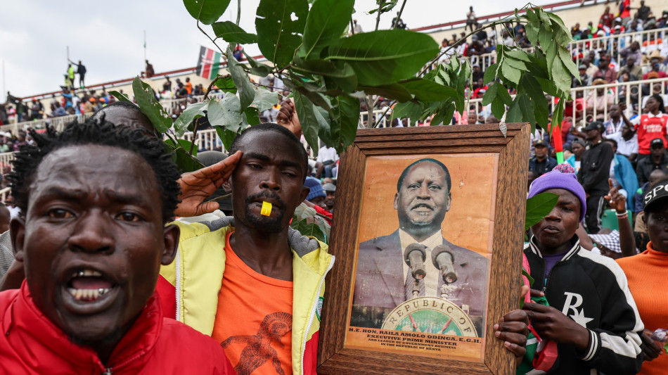 Kenya, folla per Odinga a Kisumu, dopo ressa e morti di Nairobi