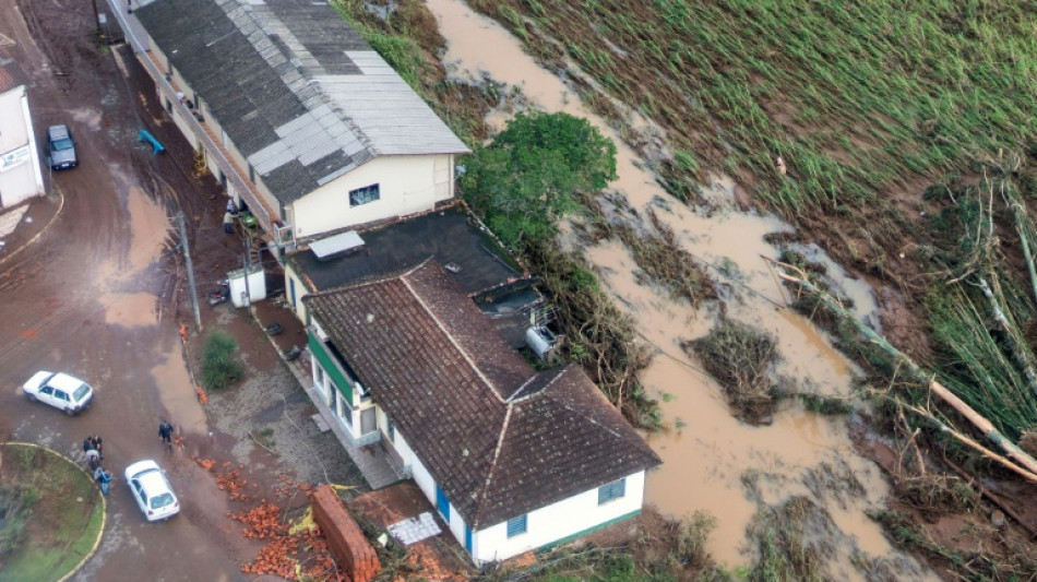 Br&eacute;sil: un cyclone fait 13 morts, quatre disparus pr&egrave;s de Porto Alegre