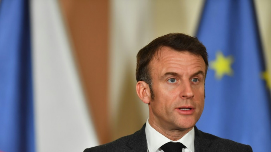 "Aucune limite" au soutien &agrave; l'Ukraine dit Macron, une posture "irresponsable" pour les oppositions