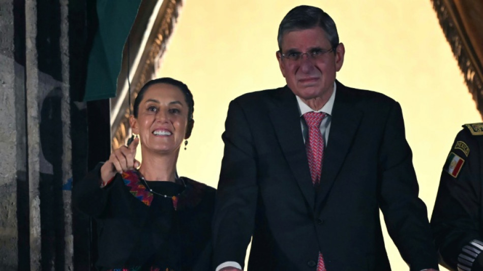 Sheinbaum dedica el "Grito de Independencia" de México a los migrantes y  las mujeres