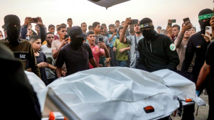 Tercera ceremonia de entierro de un ex rehén en Gaza 
