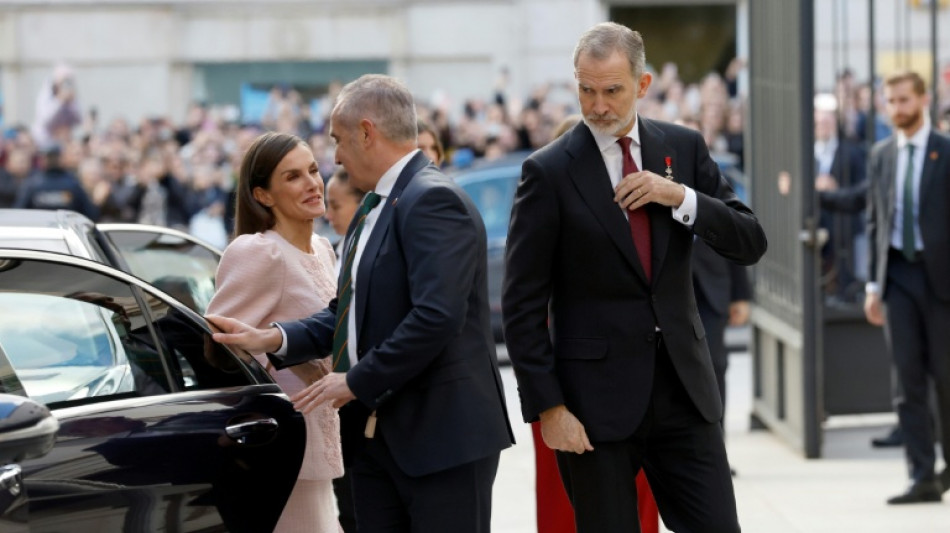 Espagne: le roi Felipe VI vante l'exemple de la transition démocratique face aux "tensions" actuelles
