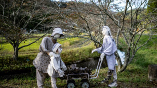 Un enfant et 70 mannequins: bienvenue &agrave; Ichinono, Japon
