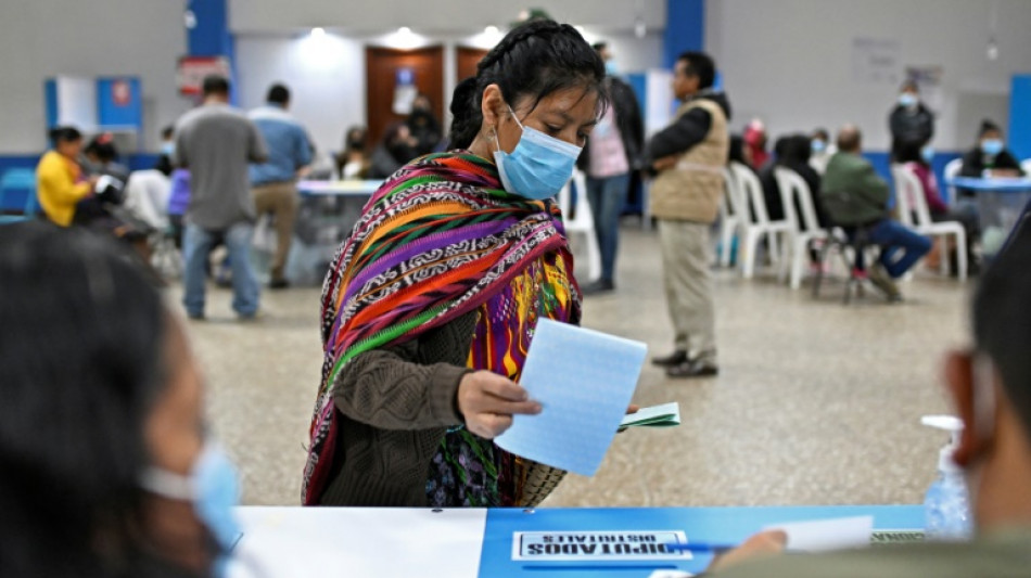 Guatemala presidential election frontrunners to face runoff