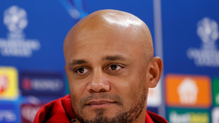 Kompany: Kein Vorwurf an Rots&uuml;nder Neuer