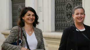 La gauche d'accord sur la r&eacute;partition des circonscriptions, M&eacute;lenchon ne dit pas non &agrave; Matignon