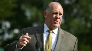 Por que os países aceitam receber os deportados dos EUA? 