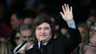 Milei pro&iacute;be entrada de estrangeiros que expressarem mensagens de &oacute;dio contra a Argentina