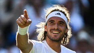 Wimbledon: Tsitsipas arrache la victoire face &agrave; Murray au 2e tour