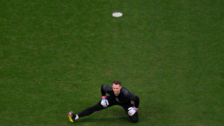 Manuel Neuer se despide de la temporada tras accidente de esqu&iacute;