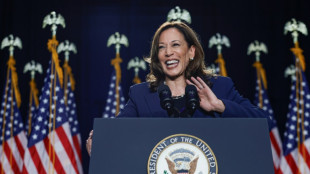 Kamala Harris s'en prend &agrave; Trump et &eacute;lectrise ses partisans lors de son premier meeting