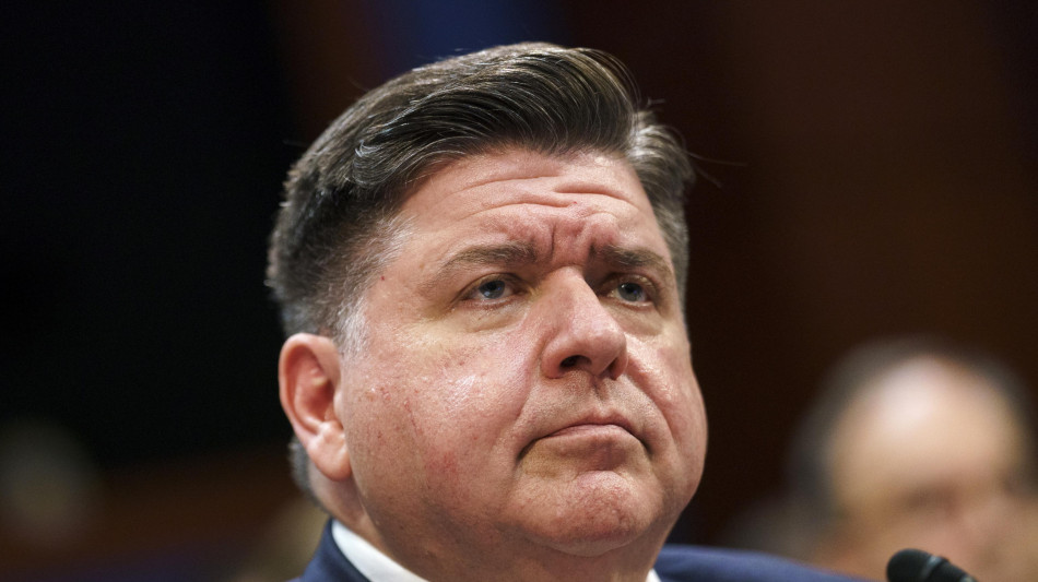 Il governatore dell'Illinois, 'non c'è nessuna a emergenza'