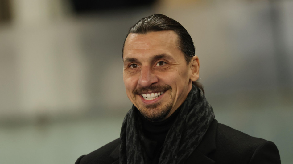 Calcio: Ibra a Milanello, visita squadra dopo lunga assenza