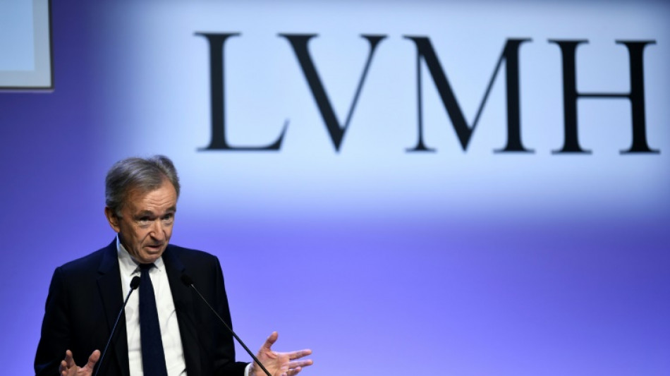 El grupo franc&eacute;s de lujo LVMH registra r&eacute;cords de ventas y beneficios en 2023