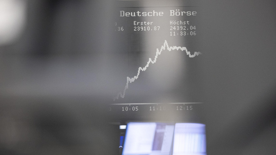 Borsa: l'Europa in rialzo in vista della Fed, Parigi +0,92%
