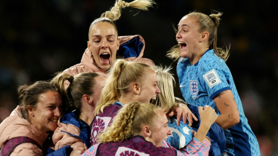 Mondial: premi&egrave;re finale pour l'Angleterre qui &eacute;limine l'Australie
