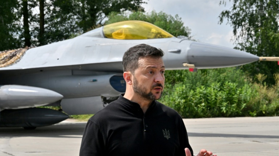 L'Ukraine re&ccedil;oit enfin ses tout premiers avions F-16