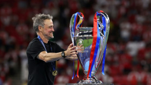 Luis Enrique renova com PSG at&eacute; 2030; Beraldo at&eacute; 2031