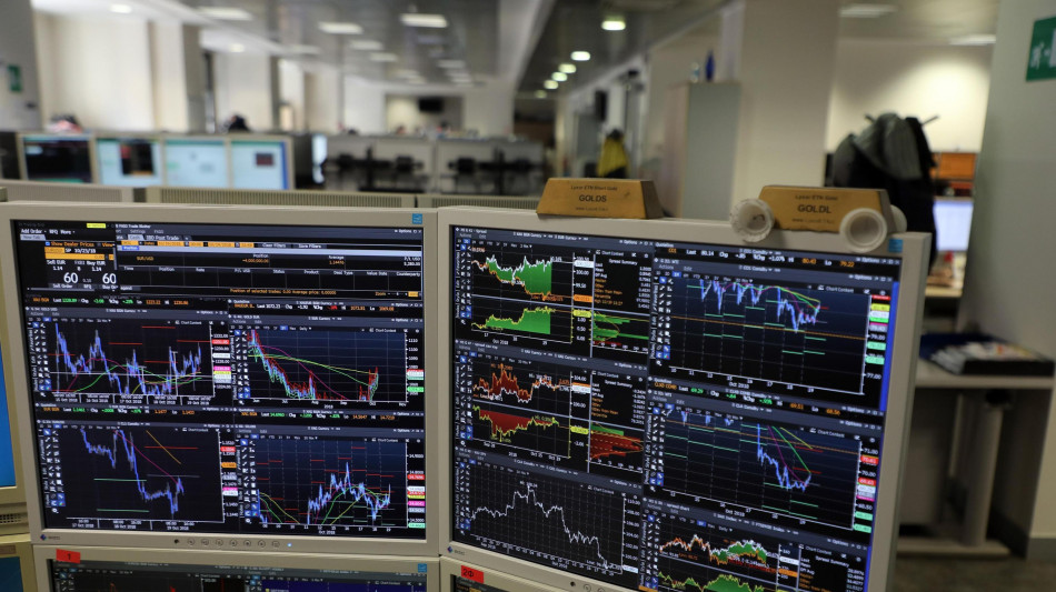 S&P vede default societari in calo, 'ma attenzione ai dazi'