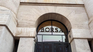 Borsa: Milano apre in rialzo (+0,3%) con Eni