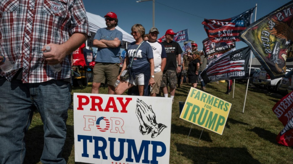 Les partisans de Trump pr&ecirc;ts &agrave; d&eacute;fendre leur champion apr&egrave;s une nouvelle tentative d'assassinat
