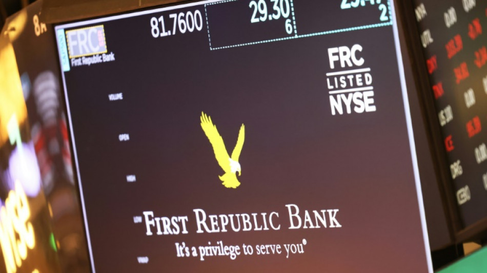 Les Bourses occidentales en baisse, toujours pas rassur&eacute;es apr&egrave;s une semaine noire
