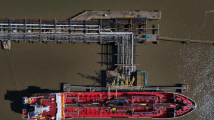 Il petrolio in calo a New York a 92,41 dollari