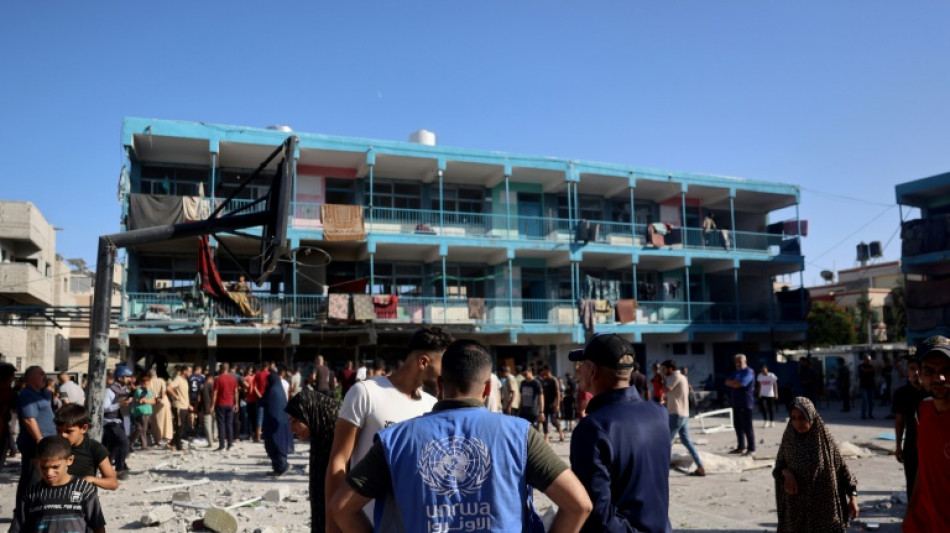 Toll&eacute; apr&egrave;s l'interdiction par Isra&euml;l de l'Unrwa, bombardements meurtriers &agrave; Gaza