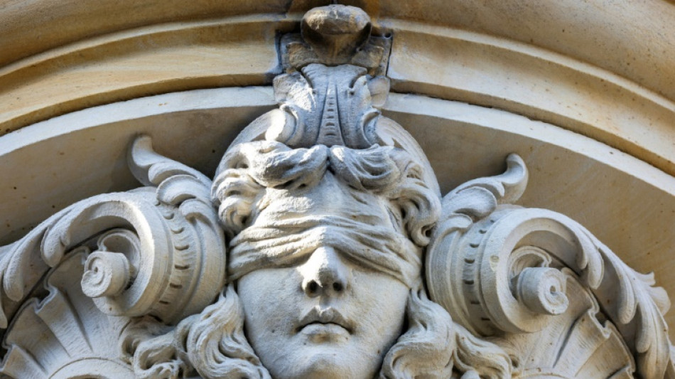 Ehefrau ermordet und Leiche einbetoniert: Lebenslange Haft in Rheinland-Pfalz