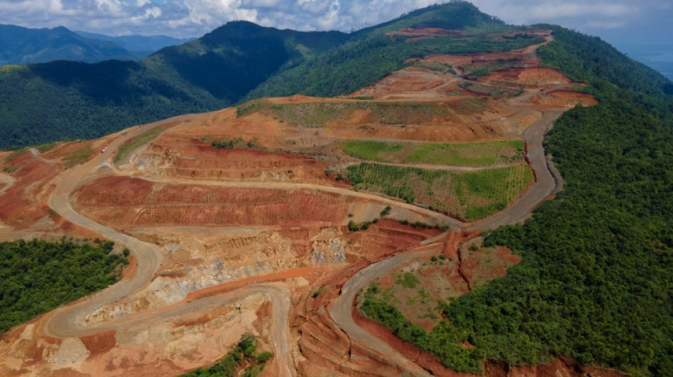 Guatemala autoriza reactivaci&oacute;n de mina de n&iacute;quel de capital suizo