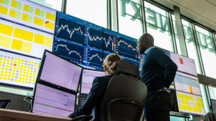 Borsa: l'Europa in calo, i dazi Usa pesano sulle auto