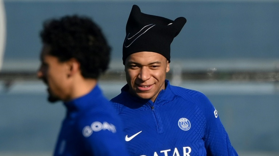Mbapp&eacute;, en el entrenamiento del PSG antes del duelo con el Bayern