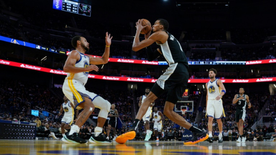 NBA: Wembanyama r&eacute;ussit son dernier test face aux Warriors avant ses grands d&eacute;buts
