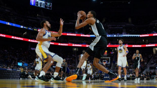 NBA: Wembanyama r&eacute;ussit son dernier test face aux Warriors avant ses grands d&eacute;buts